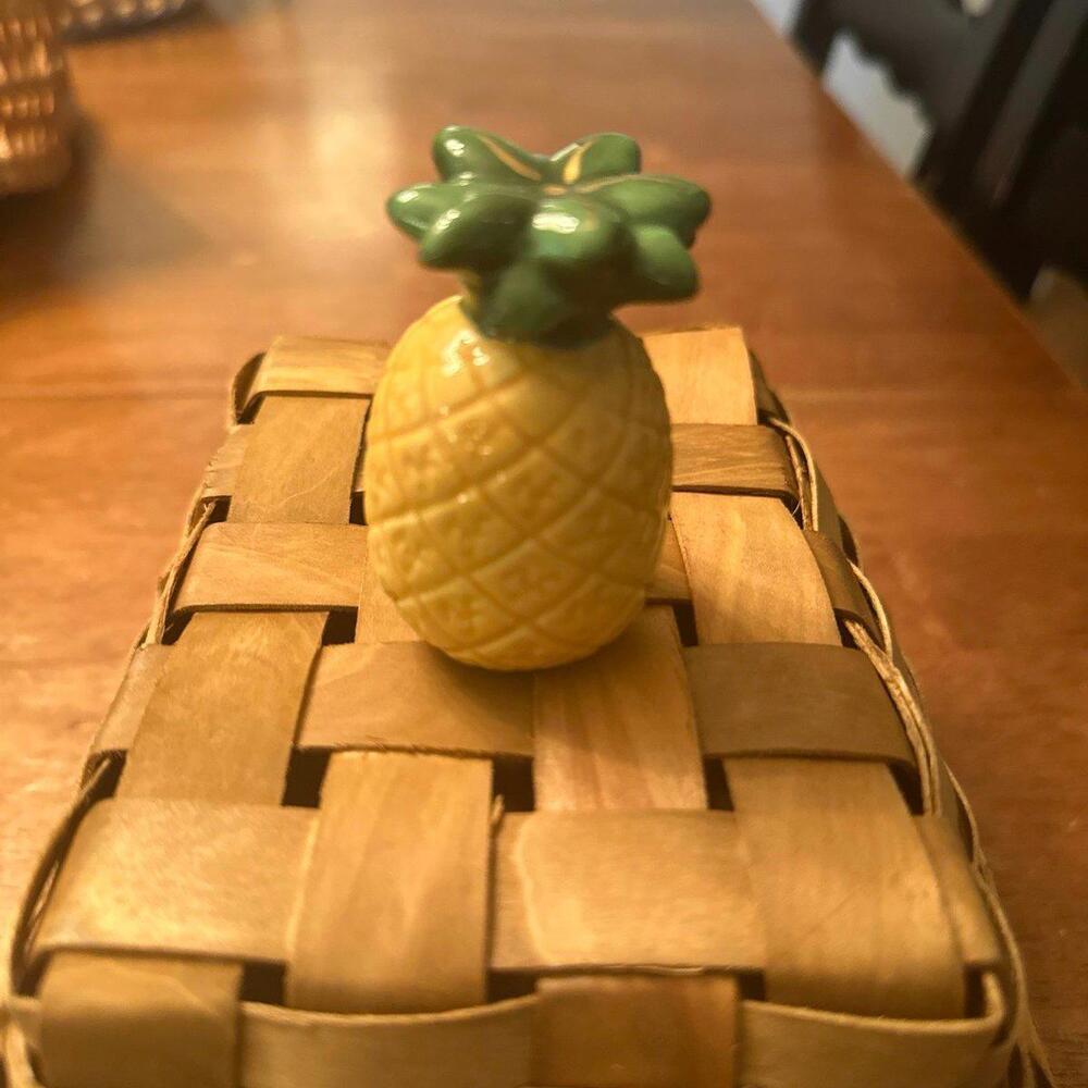 Retired NORA FLEMING Pineapple "Welcome Friends" Mini Topper Dots & NF Initials